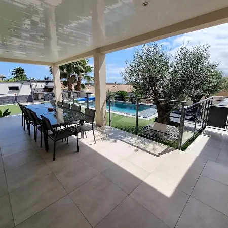 Aurélia - Piscine - 10 Personnes- 10 Mn Des Plages Villa Cers